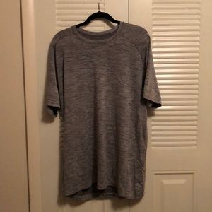Men’s Lululemon XXL T-shirt